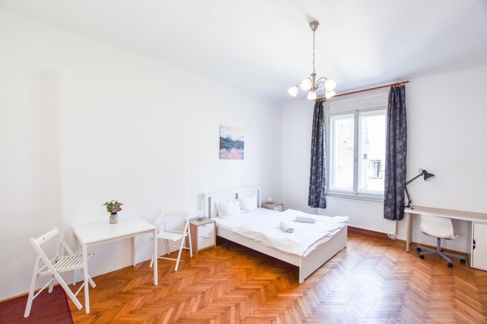 Cityscape Budget Kalvin Apartment Budapest