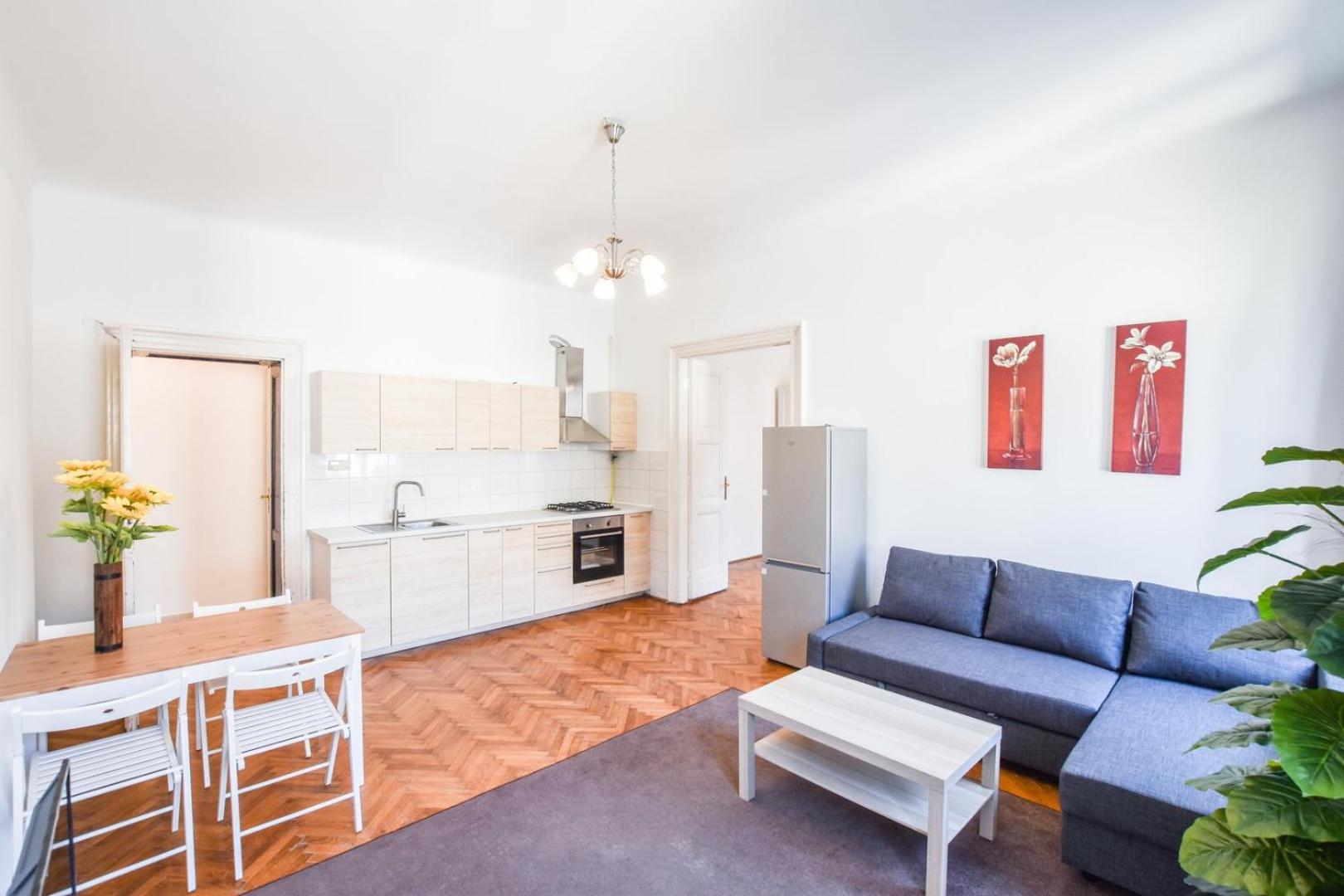Cityscape Budget Kalvin Apartment *